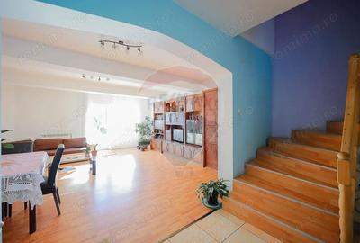Casă cu 5 camere cu Teren 506 Mp în Nufărul - 2