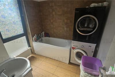 Duplex cu 3 camere cu Canalizare în Ulmi - 9