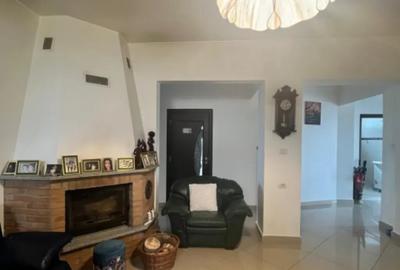 Casă cu 4 camere în Central - 16