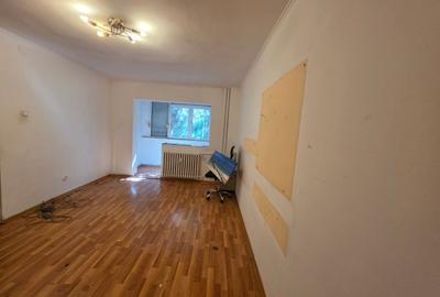 Apartament cu 2 camere decomandat în Titan - 10