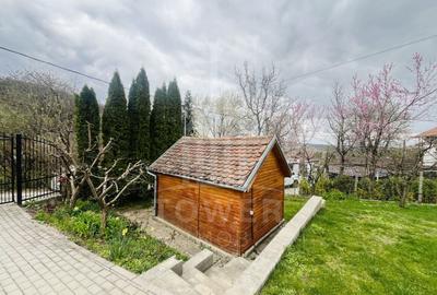 Casă individuală cu 4 camere cu Canalizare în Sadu - 23