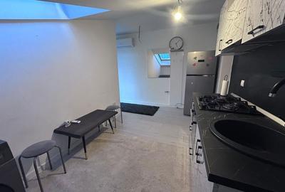 Garsonieră decomandată în Unirii - 1