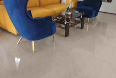 Casă cu 4 camere cu Teren 1128 Mp în 1 Mai - 1