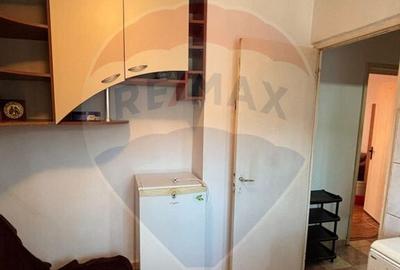 Garsoniera de vanzare ideala ca locuin?a sau spa?iu... - 2