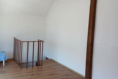 Spațiu comercial, de 40 mp, în Central - 6