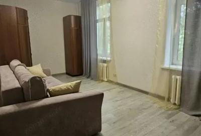 Apartament cu 3 camere decomandat în Lujerului - 3