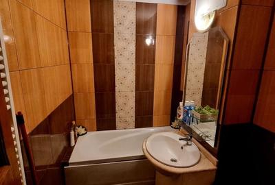 Apartament cu 3 camere decomandat, mobilat în Km 4-5 - 15