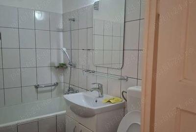 Piata Mihail Kogalniceanu - Ci?migiu - Universitate - 2