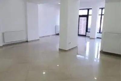 Spațiu comercial, în Central - 2