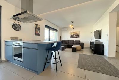 Apartament cu 3 camere semidecomandat, mobilat în Dumbrăvița - 11