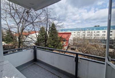 Apartament cu 3 camere decomandat în Tei - 11