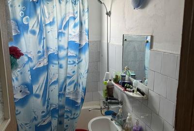 Apartament cu 3 camere decomandat în Caracal - 2