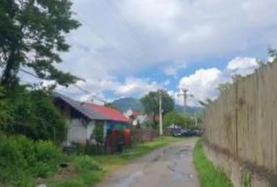 Casă cu 1 camere cu Teren 290 Mp în Petros - 2