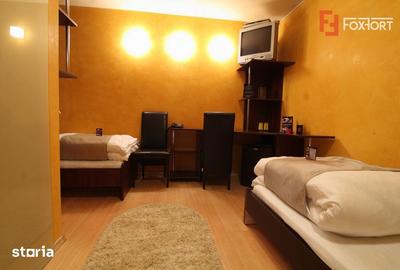 Spațiu comercial, de 660 mp, în Central - 11