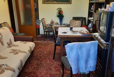 De vanzare apartament 3 camere zona Giurgiului
