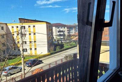 Casă cu 4 camere în Curtea de Argeș - 10