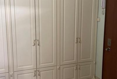 Apartament cu 4 camere decomandat în Victoriei - 1