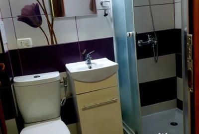 Apartament cu 3 camere semidecomandat în Central - 2