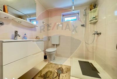 Casă cu 8 camere decomandat cu Teren 880 Mp în Central - 14
