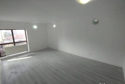 Apartament cu 2 camere decomandat în Central - 6