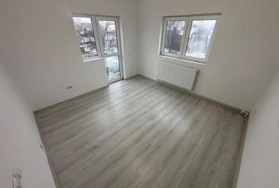 Casă individuală cu 4 camere cu Canalizare în Dobroești - 3