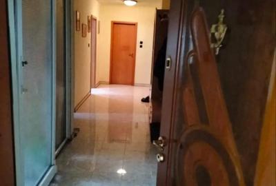Apartament cu 3 camere decomandat în Soarelui - 8