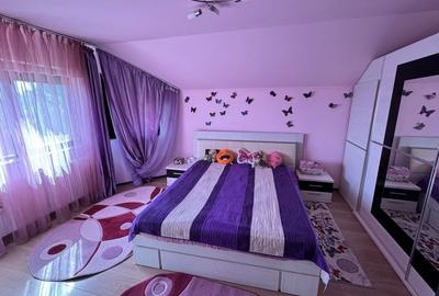 Casă cu 4 camere în Sântandrei - 1