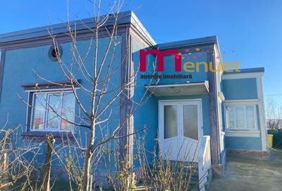 Casă cu 4 camere în Murighiol