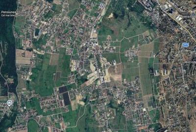 Teren de 2500 mp, în Bârnova