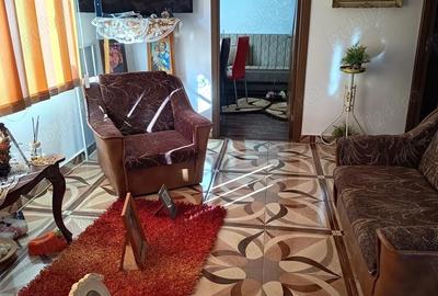 Casă cu Teren 2750 Mp în Vulpeni - 2