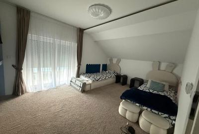 Casă cu 4 camere în Central - 8