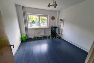 Spatiu 2 camere Centrul Civic- Toamnei - 1