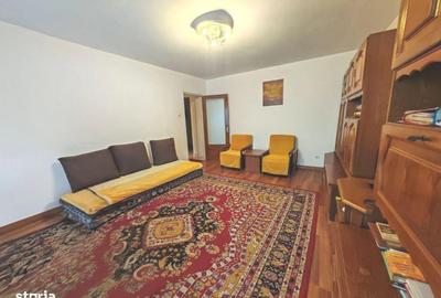 Apartament cu 4 camere decomandat în Est - 3