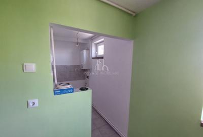 Apartament 2 Camere , De Vanzare, Strada Ady Endre , Rovinari - 2