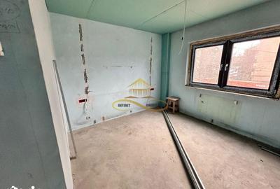 Apartament cu 2 camere decomandat în Sascut - 4