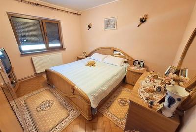 Apartament 3 decomandate, 2 bai, etaj 3 din 4, zona Nord - 5
