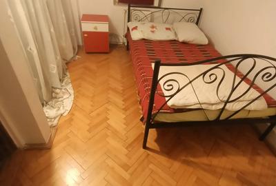 Sagului-Piata Doina,Cu Centrala,Mobilat Mediu,Etajul 1,De Vazut-250 E-Liber Acum - 9