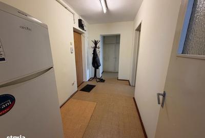 Apartament cu 3 camere decomandat în Sud - 3