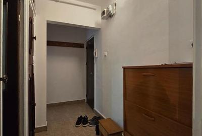 Apartament cu 3 camere semidecomandat în Dacia - 11