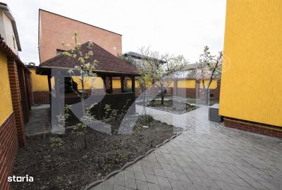 Casă cu 6 camere decomandat cu Teren 328 Mp în Central - 15