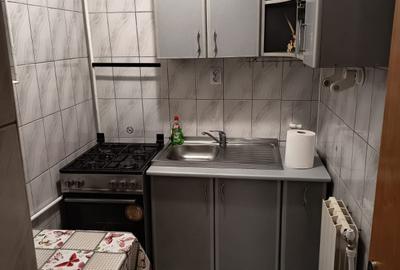 Apartament cu 2 camere decomandat în Războieni - 3