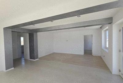 Spațiu comercial, de 130 mp, în Centura - 15