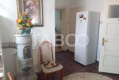 Casa 6 camere 3 bai curte si gradina 400 mp panouri fotovoltaice - 11