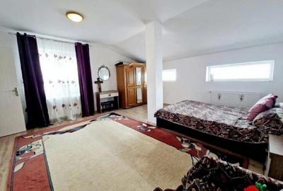 Casă P+E+M, 4 camere, 3 băi, 155 mp utili, teren 201 mp, construcție 2015 - 14