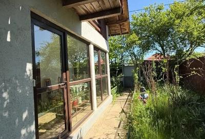 Casă cu 2 camere cu Teren 550 Mp în Livedea - 2