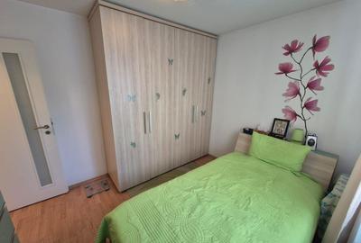 Apartament cu 3 camere decomandat în Titan - 7