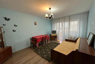 Apartament cu 3 camere decomandat în B-dul București - 11