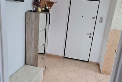Apartament cu 3 camere semidecomandat în Titan - 15