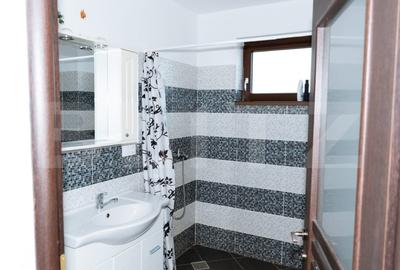 Casa individuala, 4 dormitoare, 210mp, 450 mp teren, garaj, zona Metro/Vivo - 10