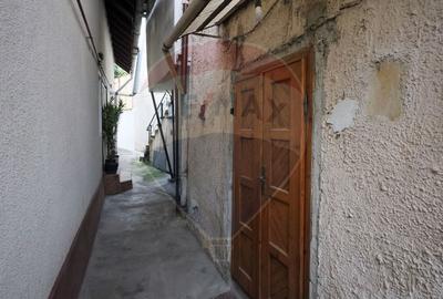 Corp de casa cu 2 studiouri independente, ideal pentru regim hotelier - 4